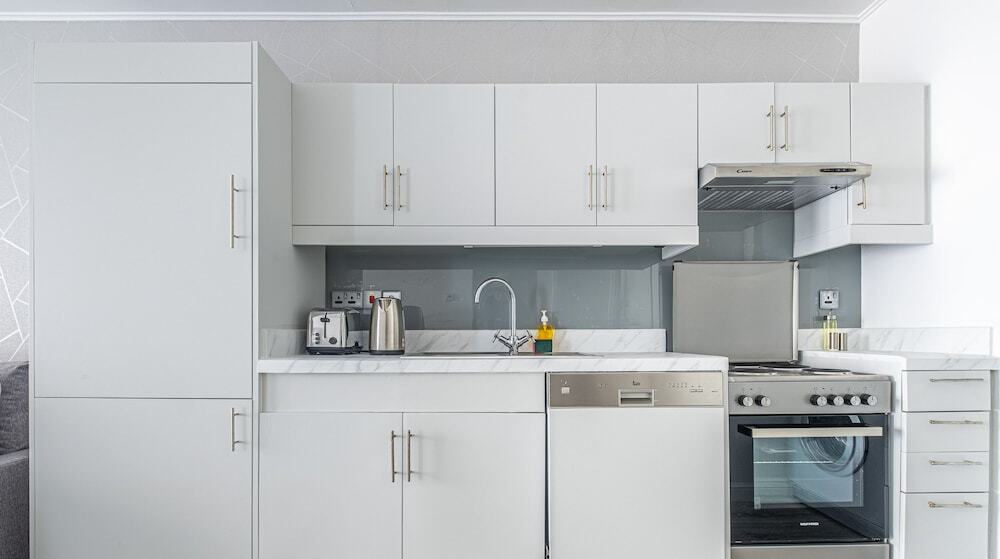 Дубай: LUX Holiday Home - IBN Residence 1