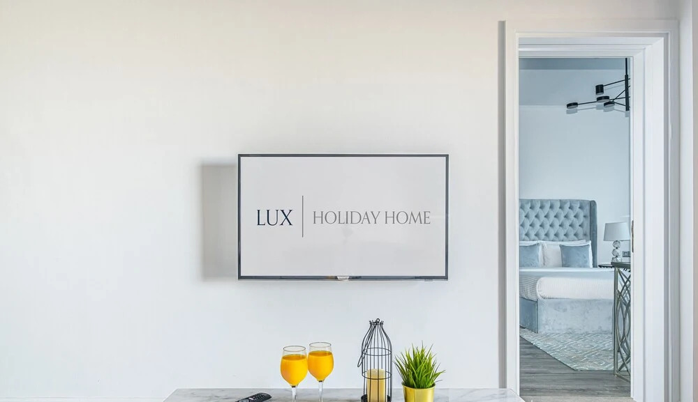 Дубай: LUX Holiday Home - IBN Residence 1