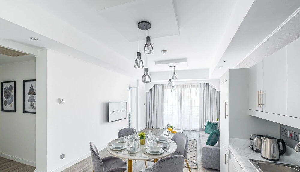 Дубай: LUX Holiday Home - IBN Residence 1