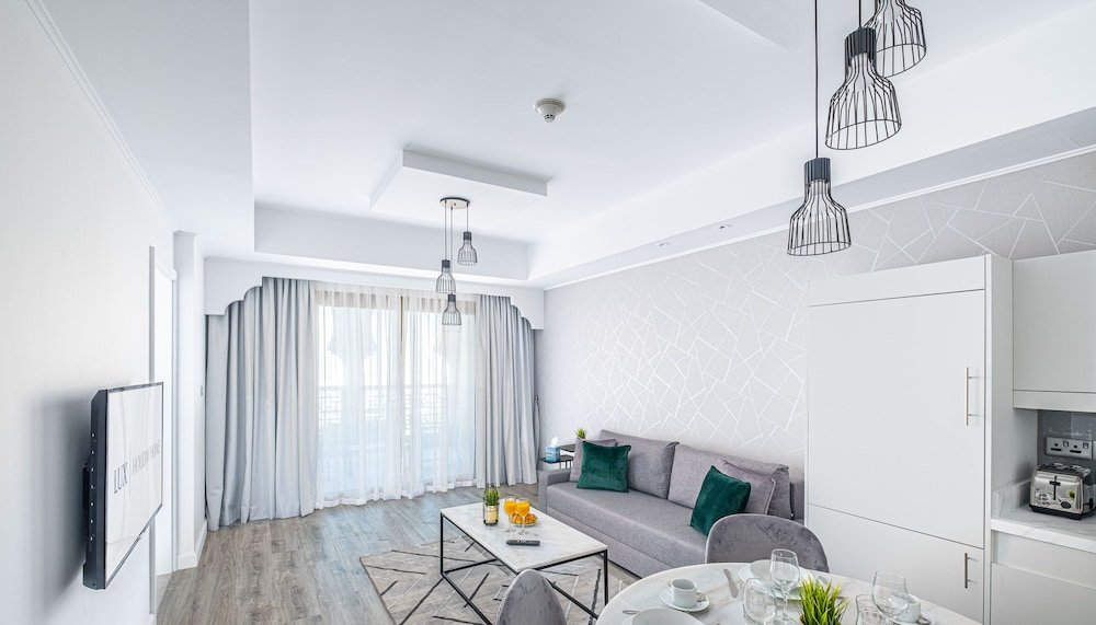 Дубай: LUX Holiday Home - IBN Residence 1