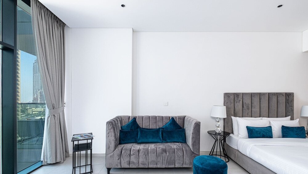 Дубай: LUX Holiday Home - Marquise Square 1