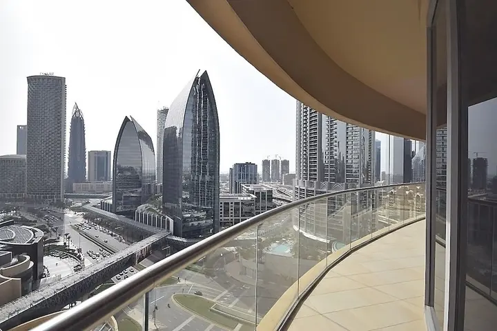 Дубай: Key Host - Downtown Dubai Mall