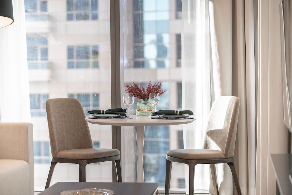 Дубай: HiGuests - Marina Gate Jumeirah Living