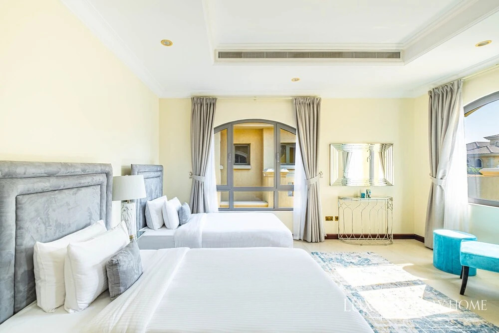 Дубай: LUX Holiday Home - Frond E 1