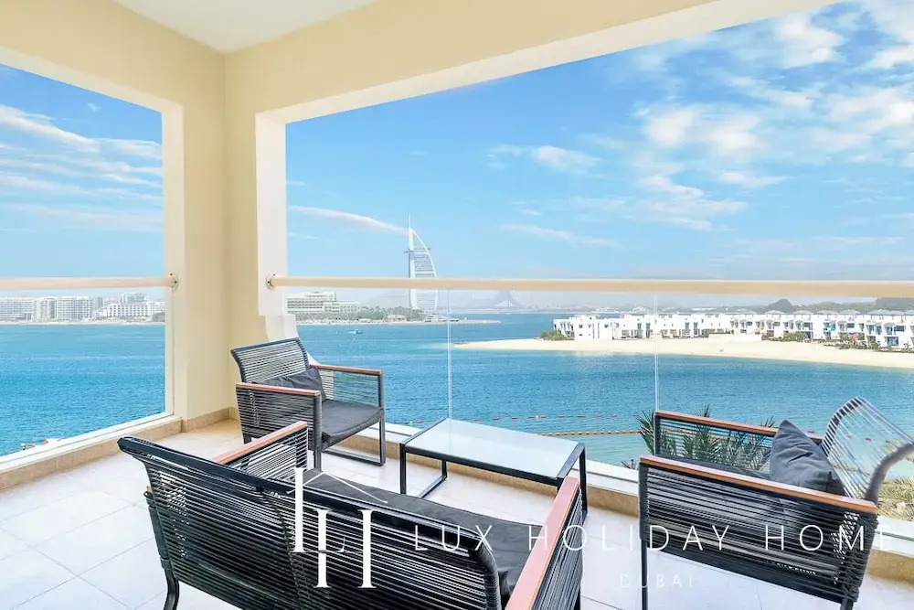 Дубай: LUX Holiday Home - Al Nabat 1