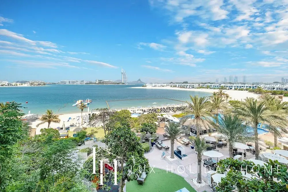 Дубай: LUX Holiday Home - Al Nabat 1