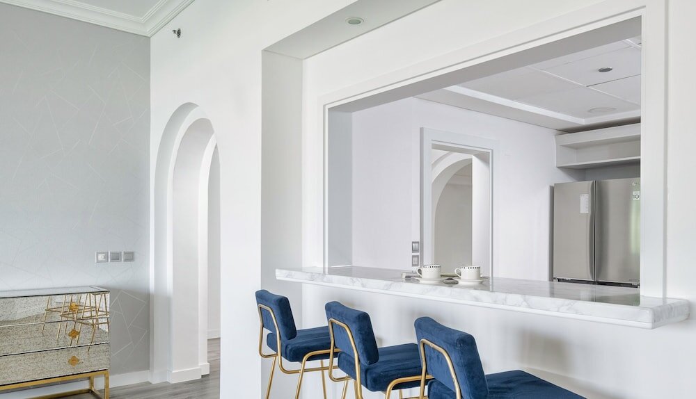 Дубай: LUX Holiday Home - Al Nabat 1