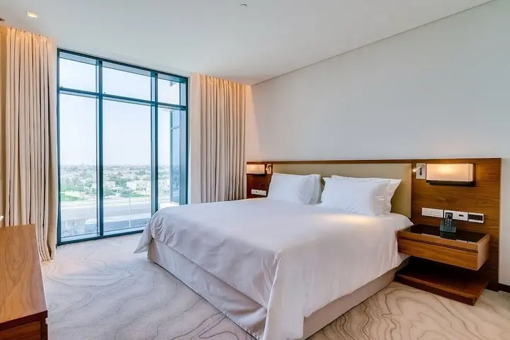 Дубай: Vida Emirates Hills Residences