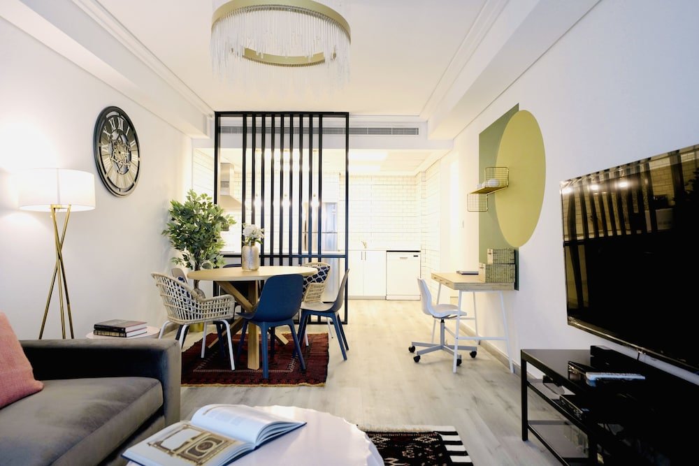Дубай: One Perfect Stay Goldcrest B