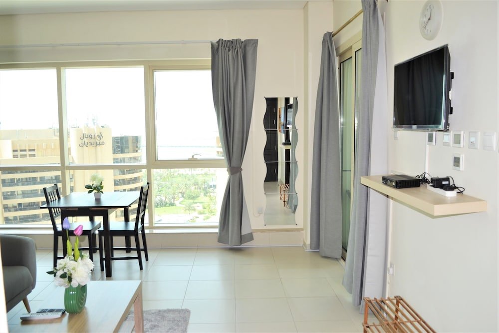 Дубай: Sea view furnished STUDIO with balcony in Marina - JMI