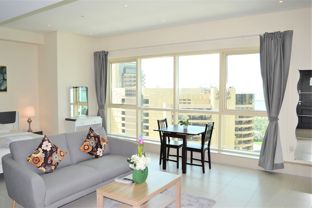 Дубай: Sea view furnished STUDIO with balcony in Marina - JMI
