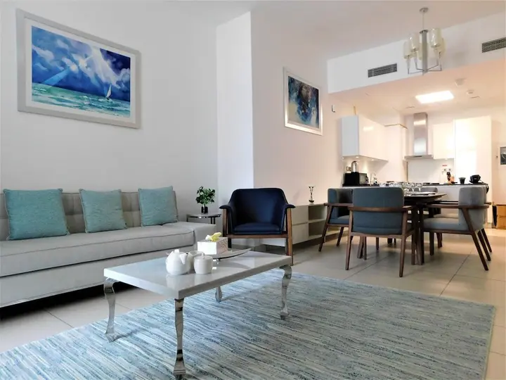 Дубай: Luton Vacation Homes - Royal Bay