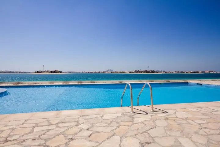 Дубай: Luton Vacation Homes - Royal Bay