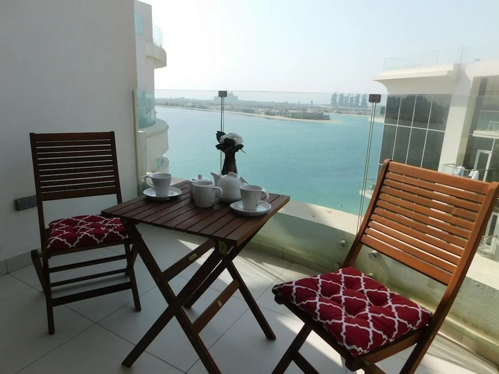 Дубай: Luton Vacation Homes - Royal Bay