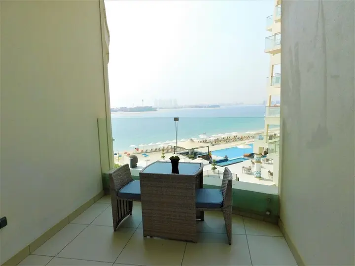 Дубай: Luton Vacation Homes - Royal Bay