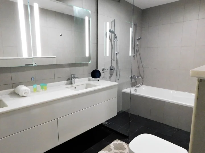 Дубай: Luton Vacation Homes - Royal Bay