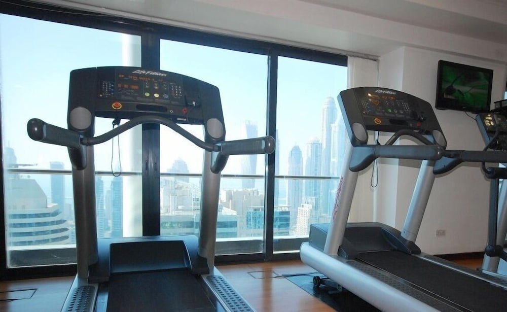 Дубай: Kennedy Towers - Goldcrest Views