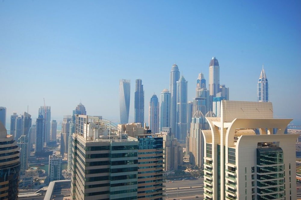 Дубай: Kennedy Towers - Goldcrest Views