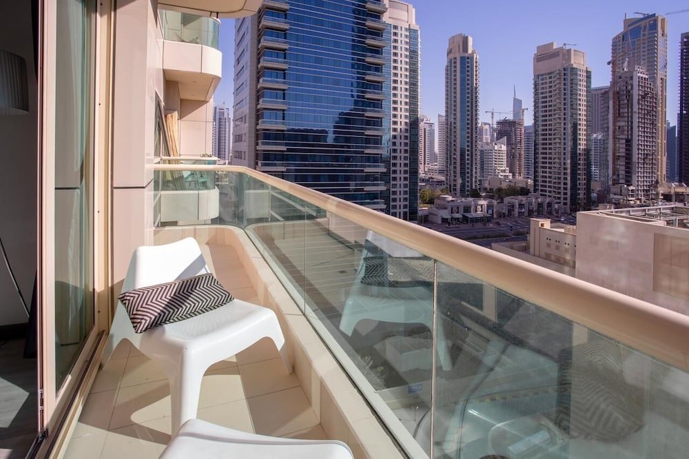 Дубай: One Perfect Stay Royal Oceanic- One Bedroom Apartment