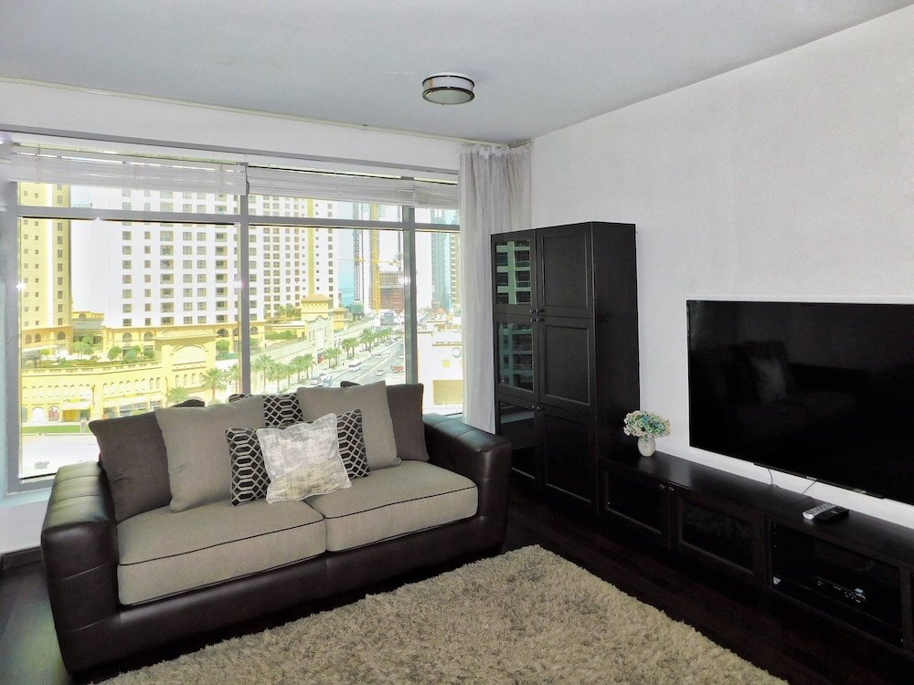 Дубай: Luton Vacation Homes Park Island