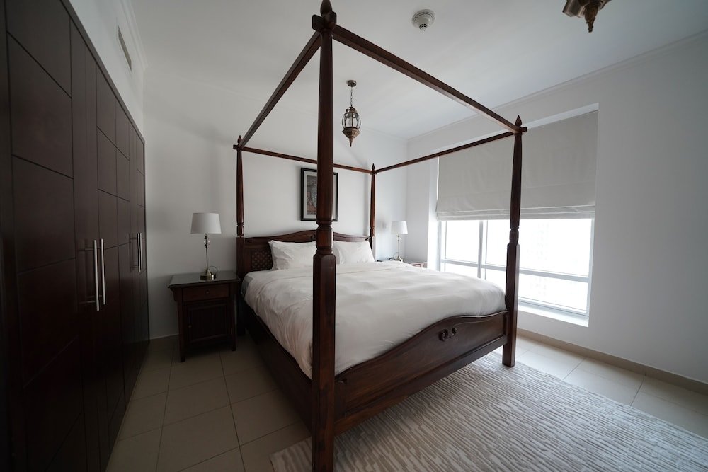 Дубай: One Perfect Stay Burj Views B