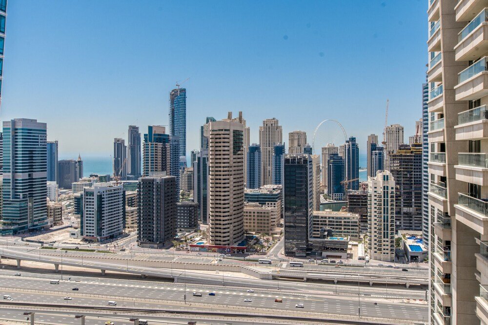 Дубай: JLT - Goldcrest Executive 1 Cluster C