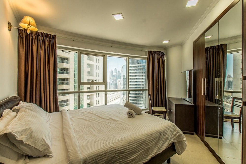 Дубай: JLT - Goldcrest Executive 1 Cluster C