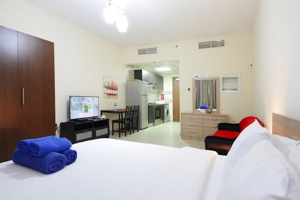 Дубай: New Arabian Holiday Homes Imperial Jvt