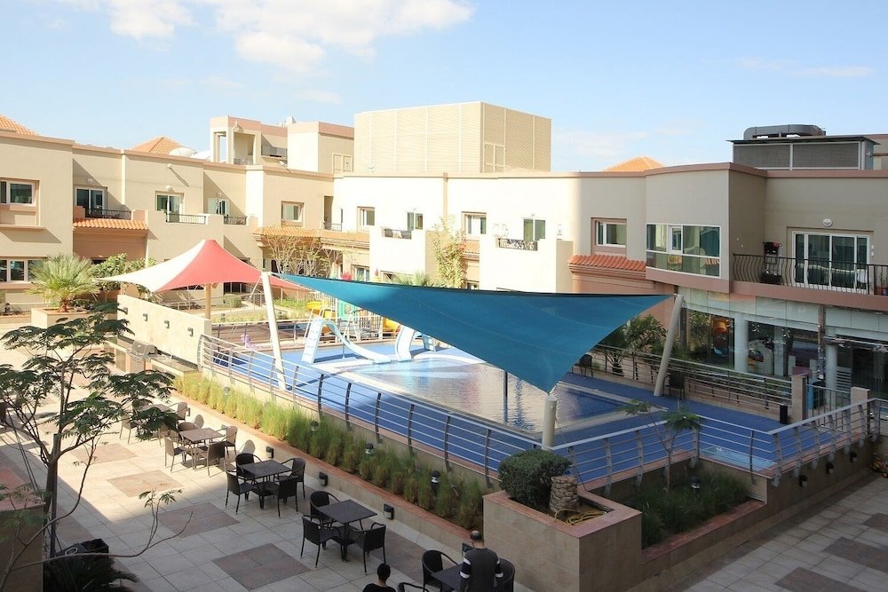 Дубай: New Arabian Holiday Homes Imperial Jvt