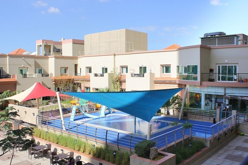 Дубай: New Arabian Holiday Homes Imperial Jvt