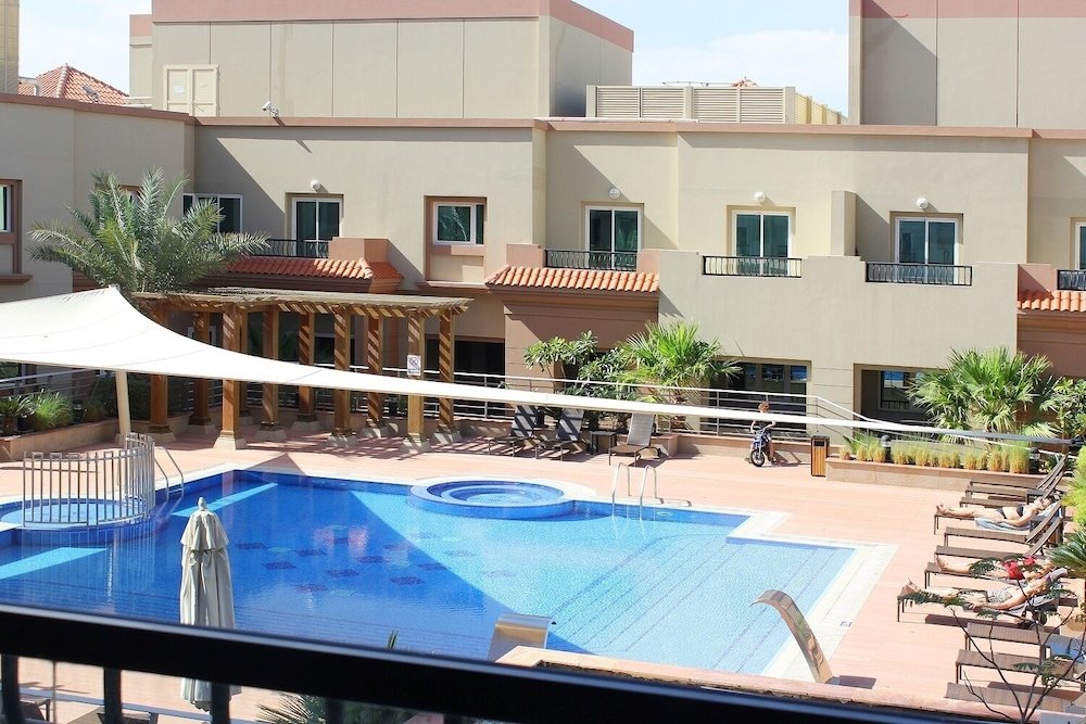 Дубай: New Arabian Holiday Homes Imperial Jvt