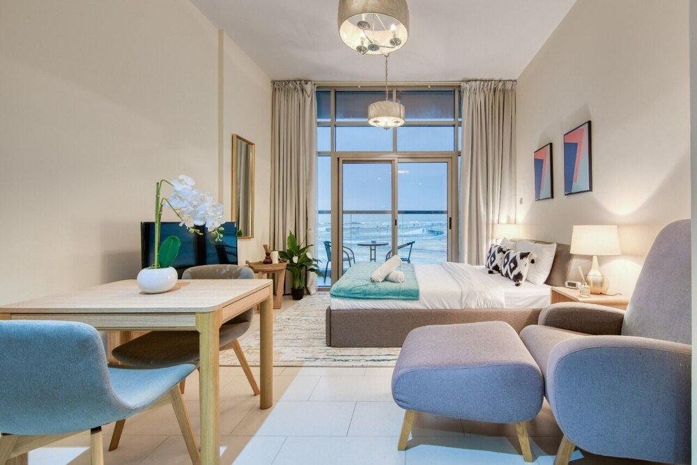 Дубай: Luton Vacation Homes Roy Mediterrian