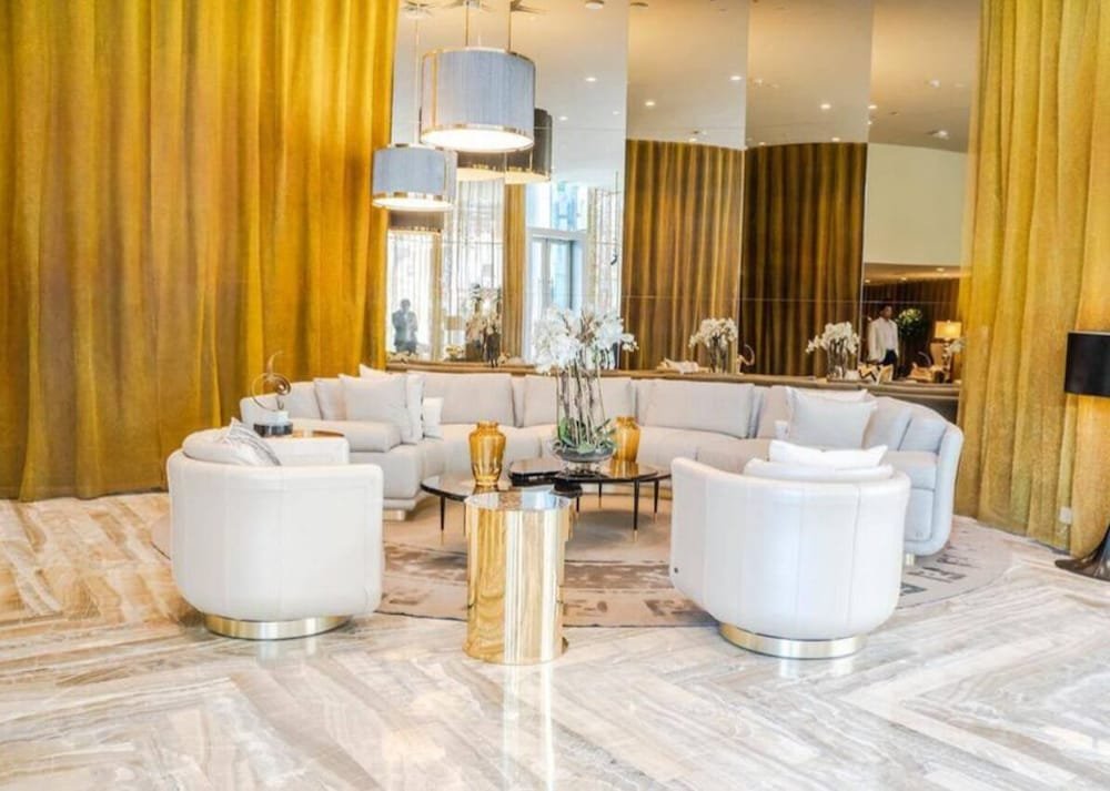 Дубай: Luton Vacation Homes Damac Heights