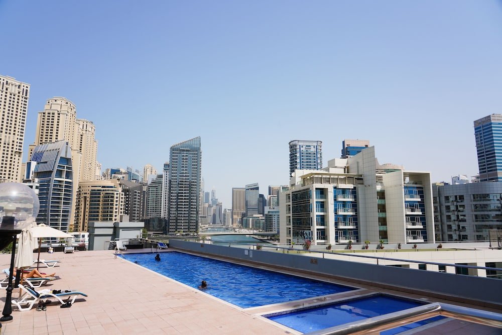 Дубай: One Perfect Stay Dec Tower