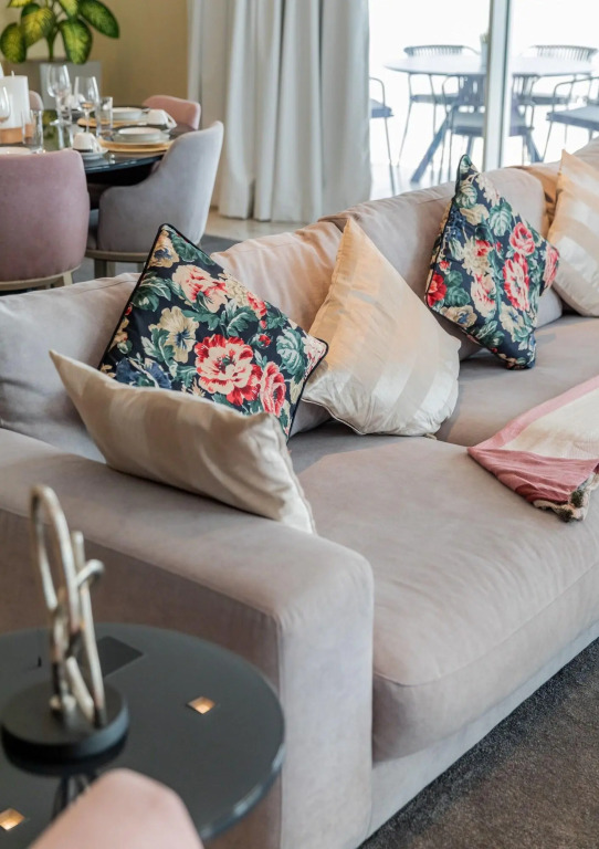 Дубай: EDEN'S Homes & Villas - FIVE Residences