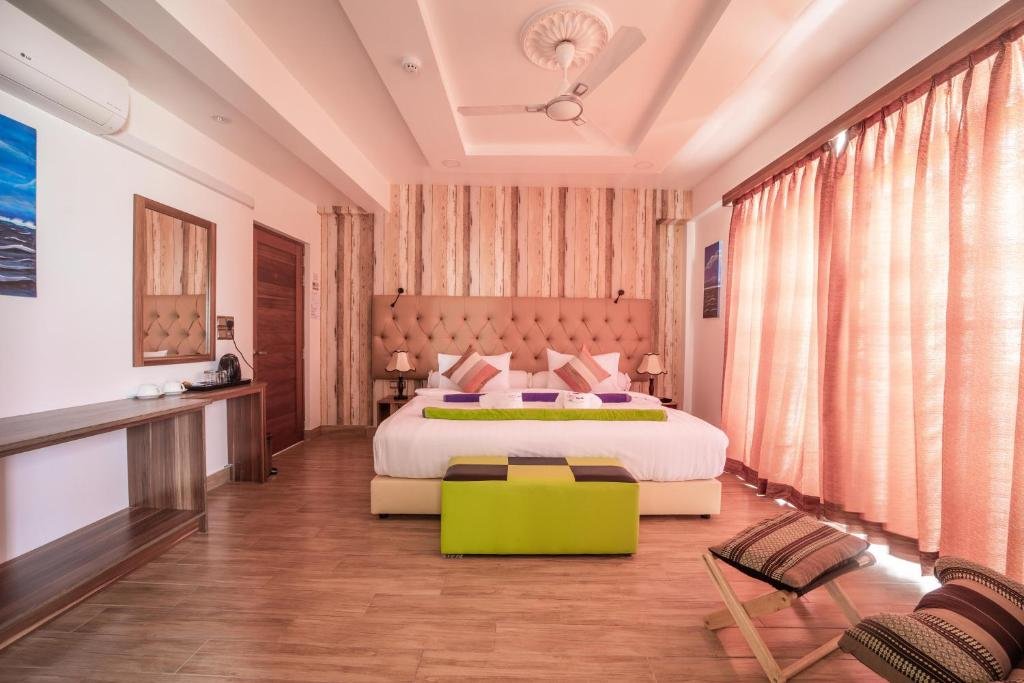 Гураиду (Атолл Каафу): Rosy Villa Hotel
