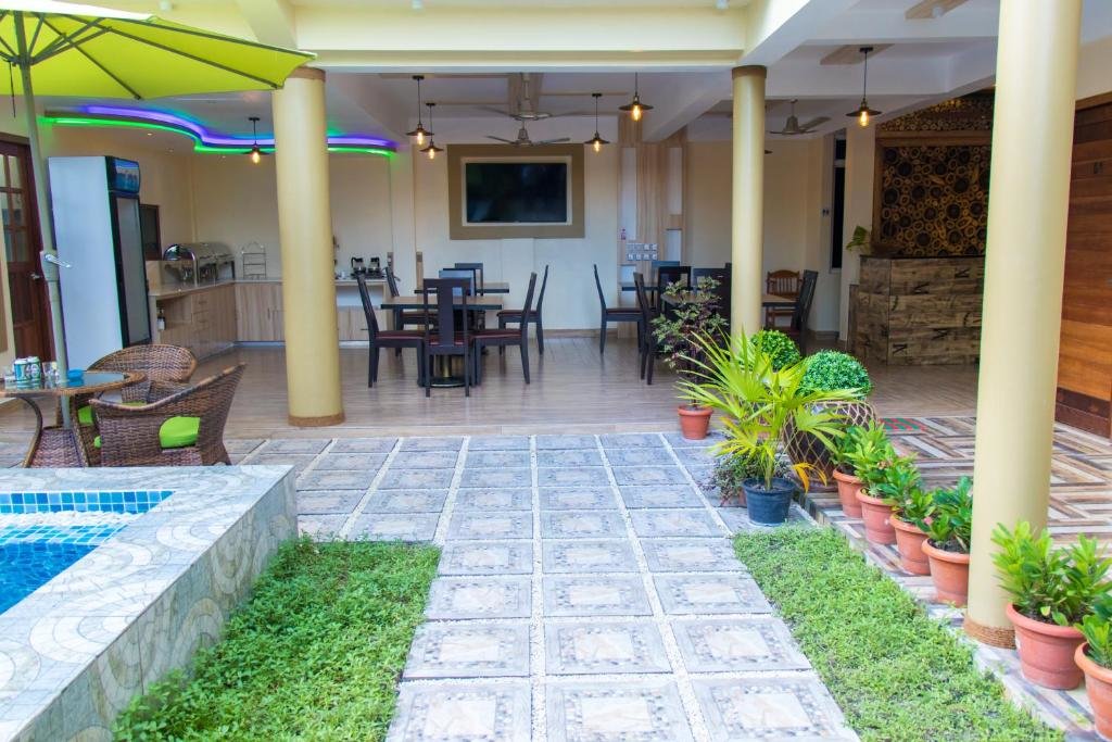 Гураиду (Атолл Каафу): Rosy Villa Hotel