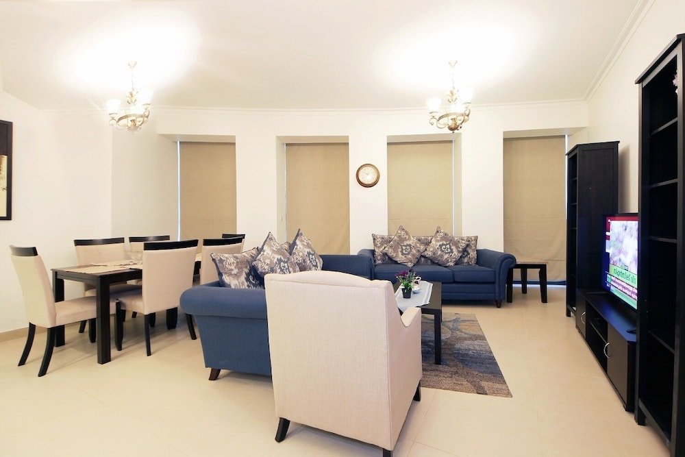 Дубай: New Arabian Holiday Homes - Burj Vista