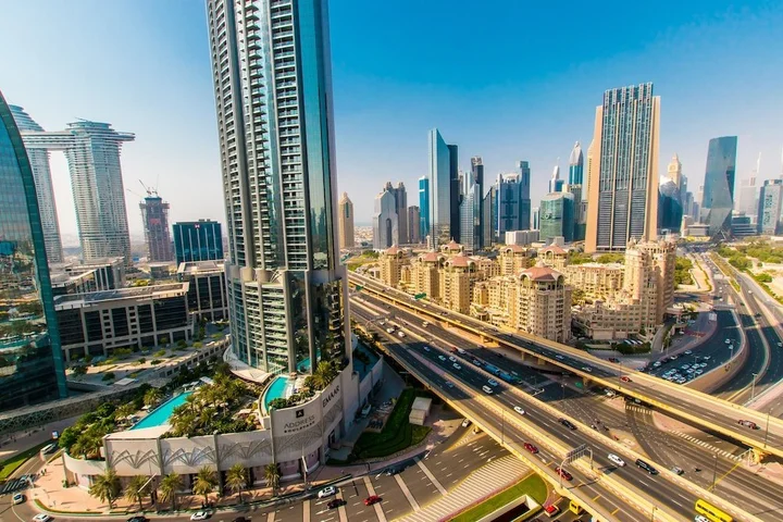 Дубай: Edens Dubai Address Dubai Mall