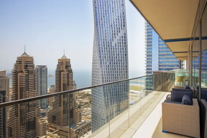 Дубай: Edens Dubai - Marina Gate