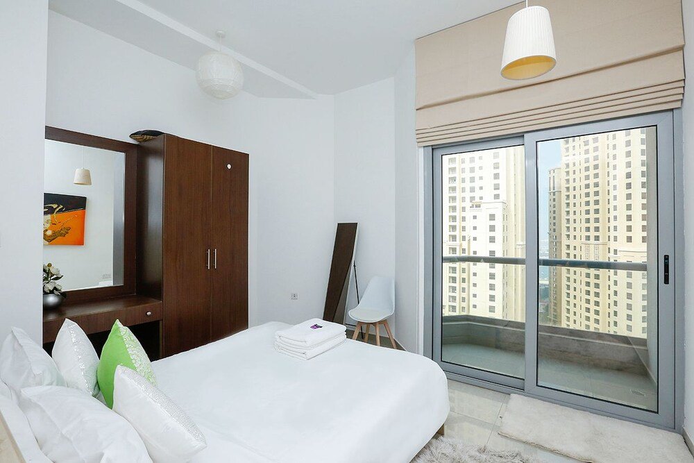 Дубай: Kennedy Towers - Marina Wharf