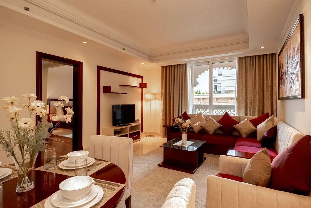Дубай: Luton Vacation Homes Grandeur Residence