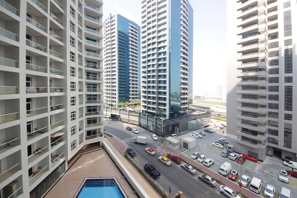 Дубай: Signature Holiday Homes - Al Fahad Dubai