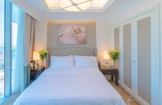 Дубай: Edens Dubai Address Blvd