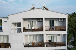 Атолл Алиф-Дхаалу: Отель Grand Beach Dhigurah