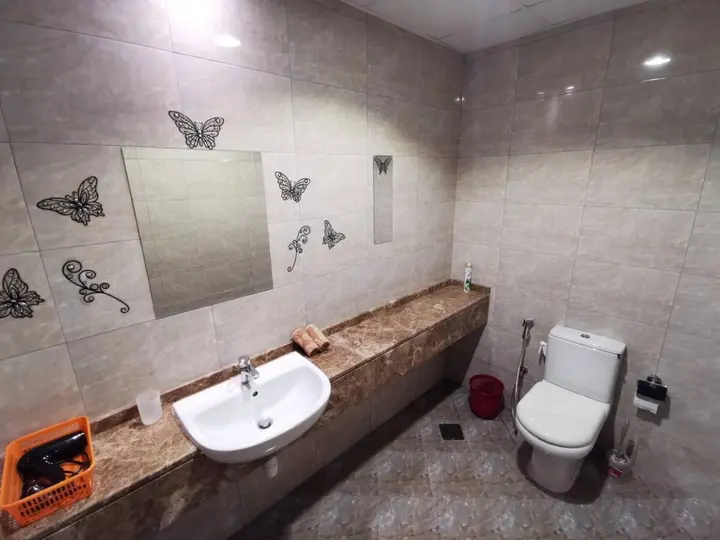 Дубай: Jumeirah Lake Towers Preatoni Apartments