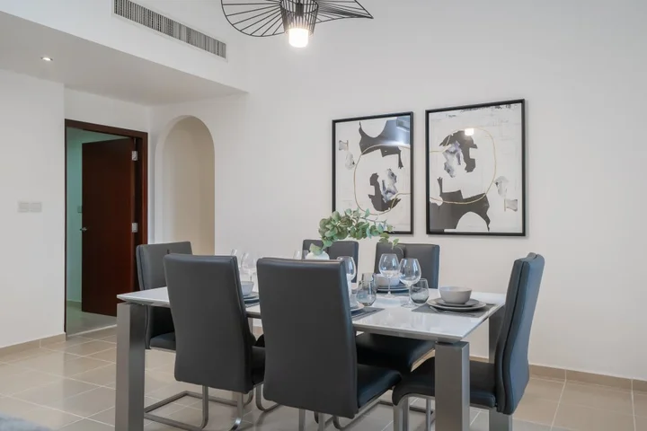 Дубай: HiGuests Vacation Homes - Rimal 6 Apartments