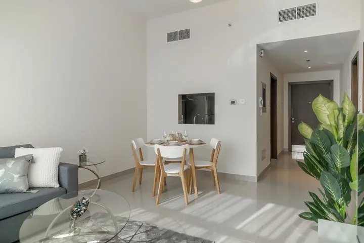 Дубай: HiGuests Vacation Homes - Oudah Tower Apartments