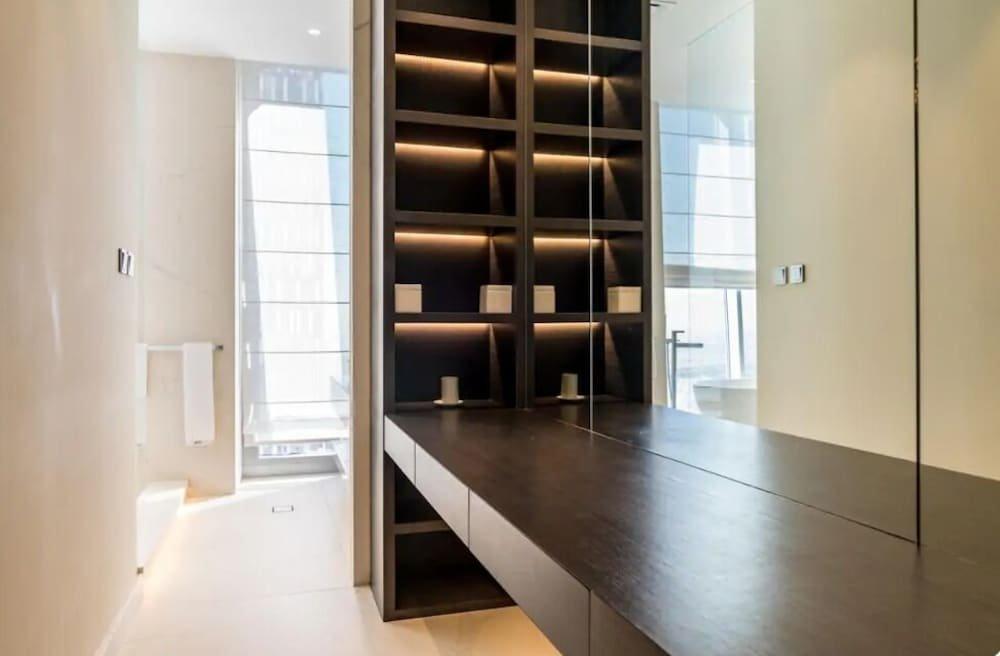 Дубай: Penthouse Stunning Views Cayan Tower