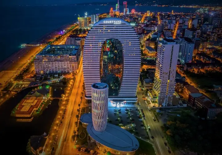 Отель Alliance Palace Batumi — фото 2